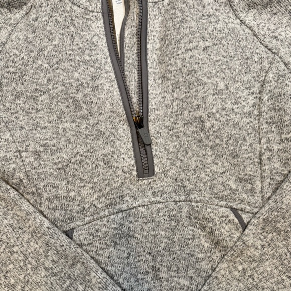 Lululemon (Worn Once) Women’s Heathered Gray Quarter Zip-Up Fleece Jacket Hoodie - Picture 3 of 9
